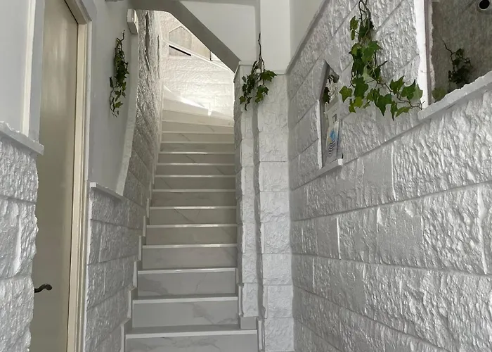 بيت ضيافة Parthenon Koróni